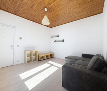 Appartement te huur in Elsene - Photo 1