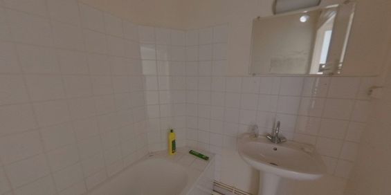 APPARTEMENT T2 A LOUER - LYON 6EME ARRONDISSEMENT - 50.31 m2 - 825 € charges comprises par mois - Photo 3