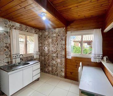 Casa com 2 quartos e 75m² para alugar em Rio Tavares, Florianópolis. - Foto 1