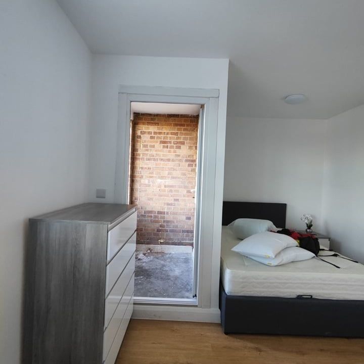 Studio Flat, Mount Pleasant Lane, E5 - Photo 1