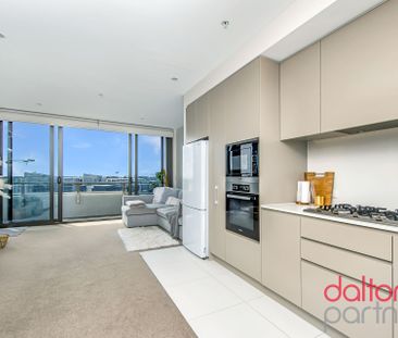 The Views and Location Take Centre Stage - Photo 6