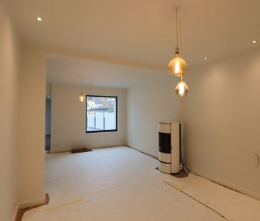 Gerenoveerde woning met tuin, garage en zwemvijver in Hingene - Photo 4