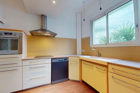 Appartement Nice 4 pièce(s) 119.20 m2 - Photo 2