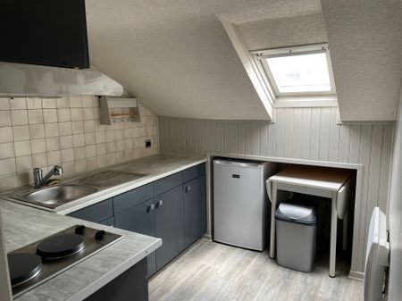 Location Appartement 1 pièce 18m² REMIREMONT 88200 - Photo 3