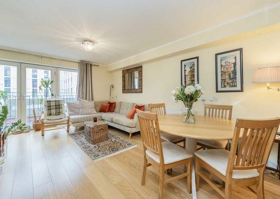 Chatfield Road, SW11 3SE, London - Photo 1