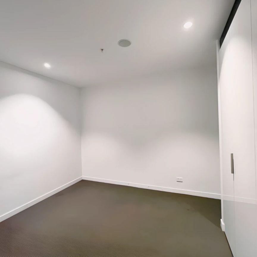 2105/33 Rose Ln, Melbourne - Photo 1