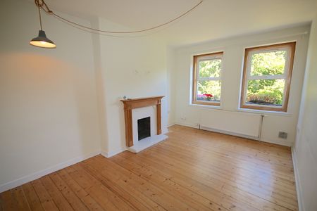 Broughton Road, Edinburgh, EH7 - Photo 2