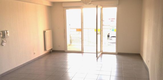 location Appartement T3 DE 63.14m² À MARSEILLE - Photo 2