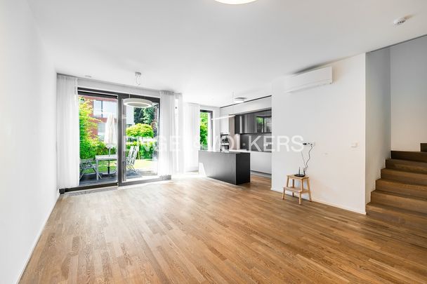 Pronájem rodinného domu 189 m², V Šáreckém údolí 2786, Praha - Photo 1