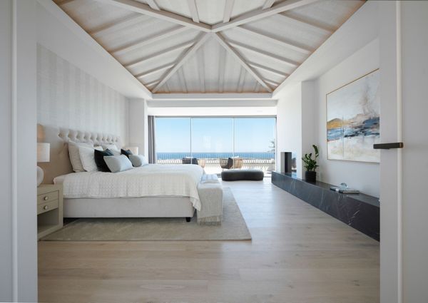 Detached Villa in Monte Halcones