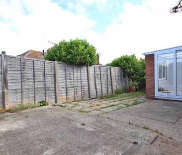 2 bedroom bungalow to rent - Photo 3