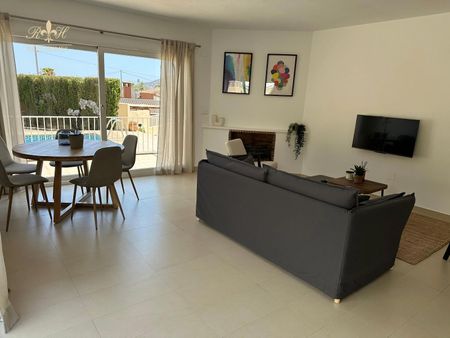 CHALET INDEPENDIENTE DE ALQUILER EN ALFAZ DEL PI - Photo 3