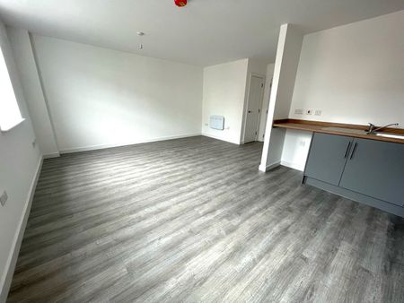 Michael Paul House, Taunton - Photo 5