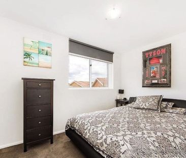 Centrally located! - Photo 4