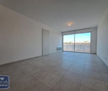 Location Appartement 2 pièces 47m² CAUMONT SUR DURANCE 84510 - Photo 1