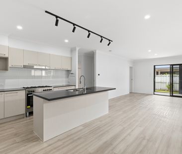 16 Dales Way, Coomera QLD 4209 - House For Rent | Domain - Photo 6