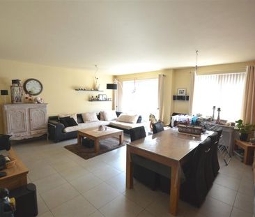 Te huur: Appartement met garagebox - Foto 2