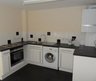 2 bedroom flat to rent - Photo 5