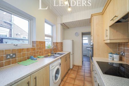 3 bedroom semi-detached to rent William Street, Long Eaton - Photo 4