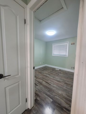 For Lease - 10 Pickard Lane, Brampton, Ontario - Photo 5