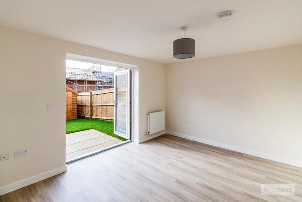 2 bedroom house to rent - Photo 1