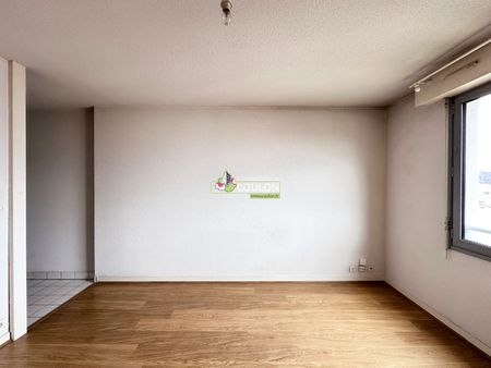 Location Appartement 1 pièce 25m² - Photo 4