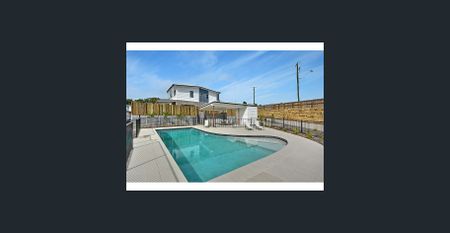 40/17 Greensboro Pl, Little Mountain - Photo 3