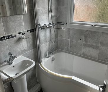 1 Bed Flat, Limberlost Close, B20 - Photo 3