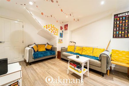 6 bedroom house to rent - Photo 2
