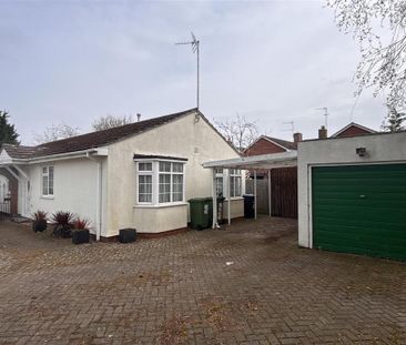 3 bedroom detached bungalow to rent - Photo 6