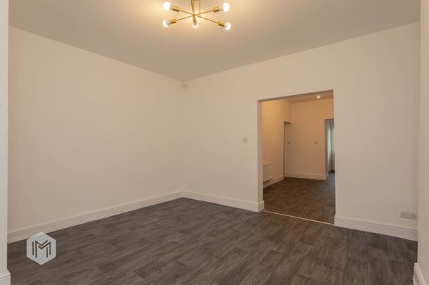 Astley Street - Photo 1