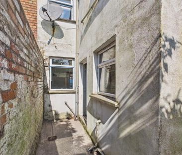 38 Holland Drive, Belfast, BT5 6EH - Photo 6