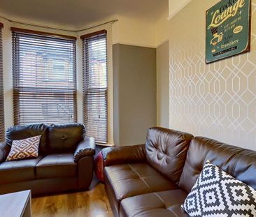 4 bedroom house to rent - Photo 1