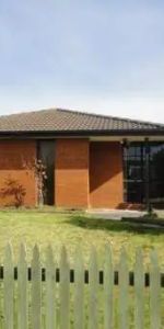 71 Hanson Road, Craigieburn VIC 3064 - Photo 4