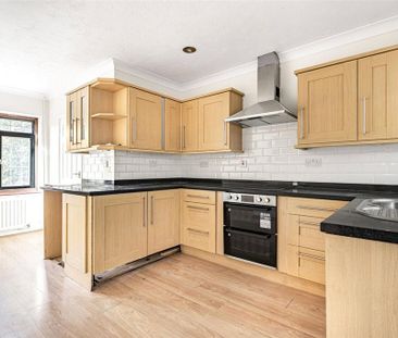 3 bedroom bungalow to rent - Photo 3