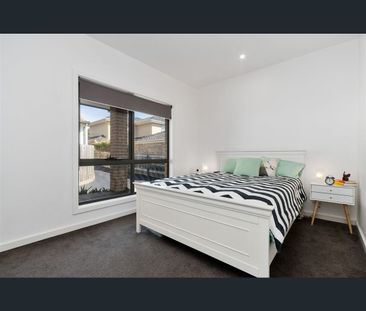 2/13 Summit Road, Frankston, Vic 3199 - Photo 6