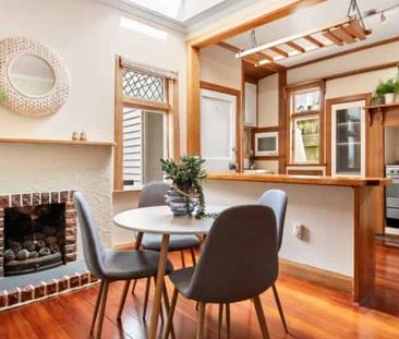 Sun-soaked 2 bedroom, Miramar - Photo 3