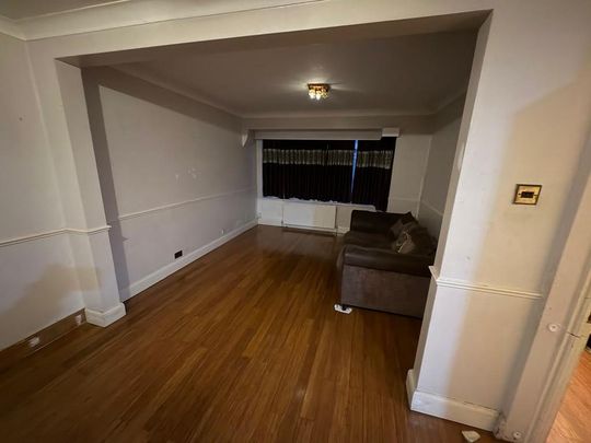 3 bedroom terraced house to rent - Photo 1