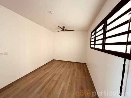 Appartement Saint Denis 1 pièce(s) 38.36 m2 - Photo 1