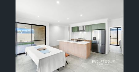 Beautifully Presented Ready Now - Photo 5