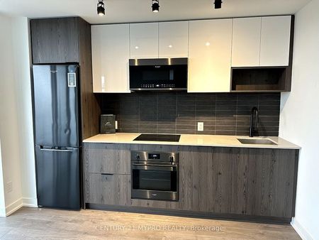 For Lease - 5 Defries Street Unit# 505, Toronto, Ontario - Photo 4