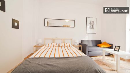 valencia, Valencian Community 46005 - Photo 4