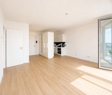 Wohnen am Wasser: 47. Etage DC2 Tower inkl. 16qm Loggia ERSTBEZUG - Photo 2