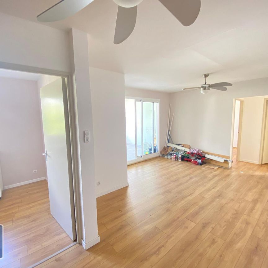 Location Appartement 3 pièces ST DENIS 97490 - Photo 1