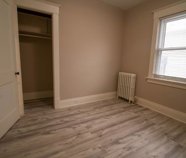 **SPACIOUS 3 BEDROOM MAIN UNIT IN ST. CATHARINES** - Photo 6