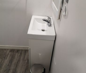 For Lease - 43 Aloma Crescent, Brampton, Ontario - Photo 3