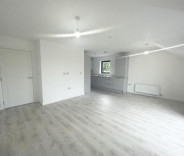 18 Cotton Hall, 6-8 Faulkner Road, Bangor, BT20 3FA - Photo 2