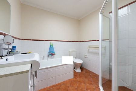 13 Grace Place, Amaroo ACT, Belconnen - Photo 5