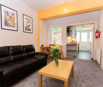 Hart Street, Lenton, Nottingham, NG7 - Photo 1