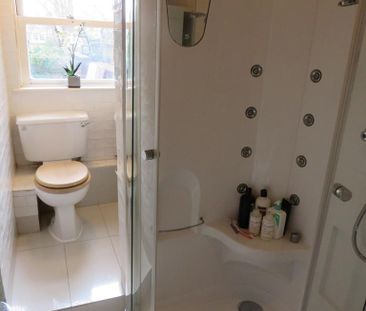 1 bedroom in a flat share to rent - Photo 5